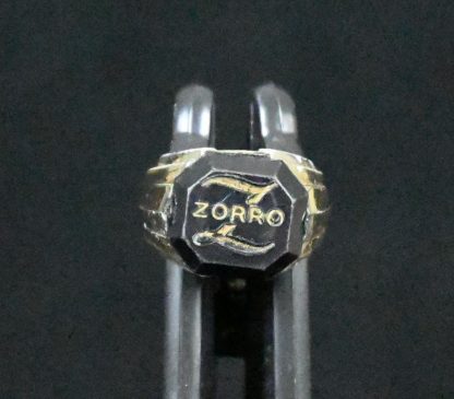 Zorro Blank Onyx Plastic Ring - / - / - NM - 83-45472
